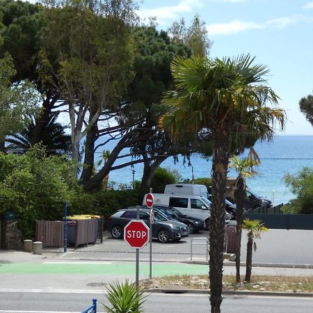 Hotel Le Golfe Bleu Cavalaire-sur-Mer Exterior photo